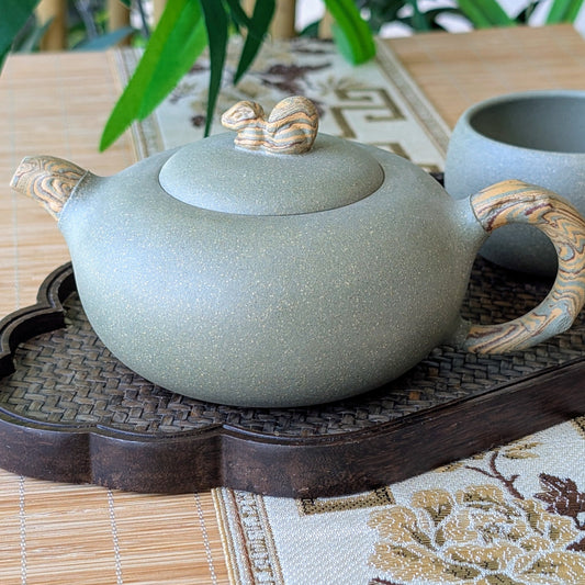 Squirrel Yixing Teapot, Dou Qing Clay, Clay Kneading Technique 230ml